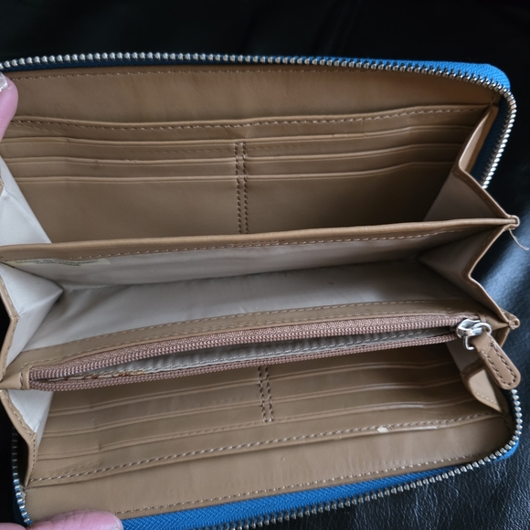 Coach Darcy Clutch Blue Wallet Textured Zipper Purse Safiano Leather - Picture 2 of 8